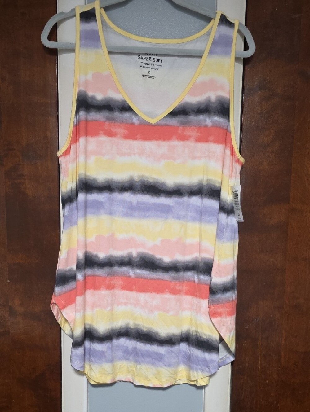 NWT Sizw 2 Torrid Striped V‑Neck Tank Top